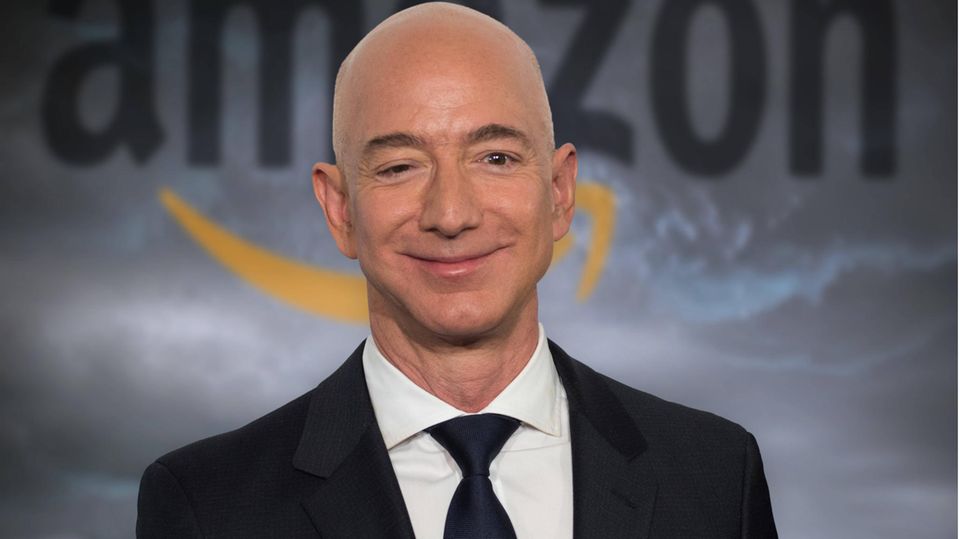 Jeff Bezos The Man Who Transformed Amazon into an E-Commerce Giant